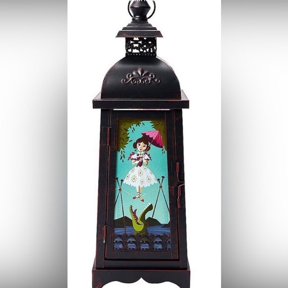 ☠️ DISNEY Haunted Mansion Disneyland Lantern Stretch Room Halloween Decor NEW - Picture 2 of 11